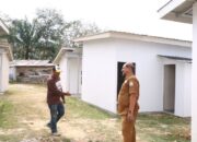 Bupati Aceh Tamiang Tinjau Pembangunan Huntara