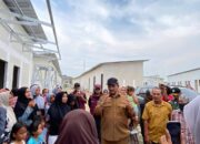 Bupati Aceh Tamiang Tinjau Huntara dan Huntap serta Salurkan Sembako bagi Warga Terdampak Bencana